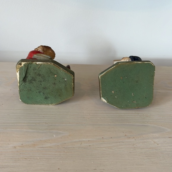 Vintage 1950s nursery Chippy chalkware boy and girl reading book ends - Picture 7 of 7